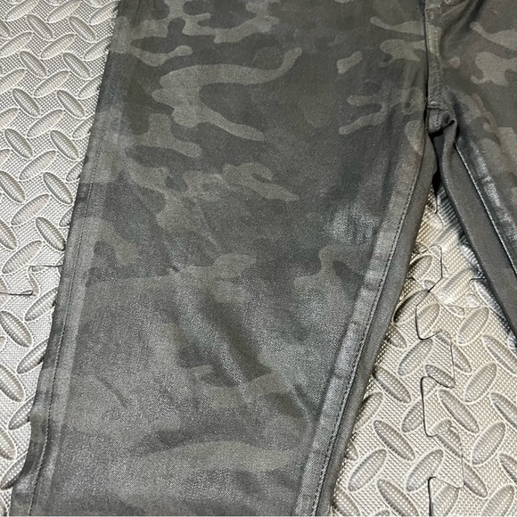 JOE’S JEANS | The Charlie coated jean (camo) - Picture 8 of 8